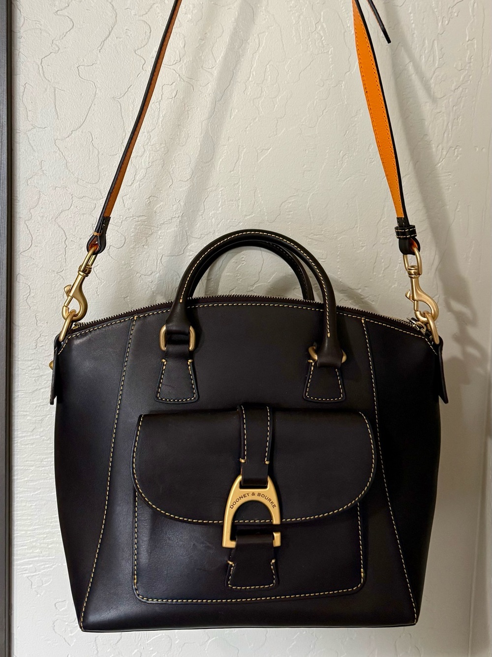 Dooney & Bourke Emerson Collection Naomi Satchel in Black
